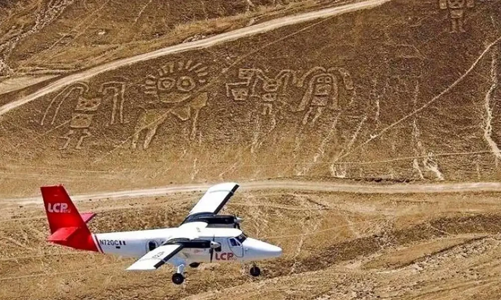 Vuelo sobre Nazca + Duna Ride en Huacachina | Excursión desde Lima