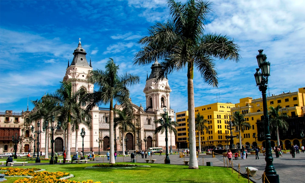 City Tour Cultural + Comida Peruana en Candelaria Restaurante