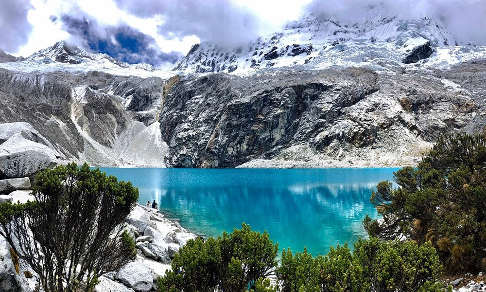 Laguna 69: Trekking Azul en la Cordillera Blanca | Full Day