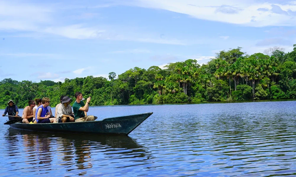 Tour Selva Oculta: Descubre el Lago Sandoval | 2D/1N