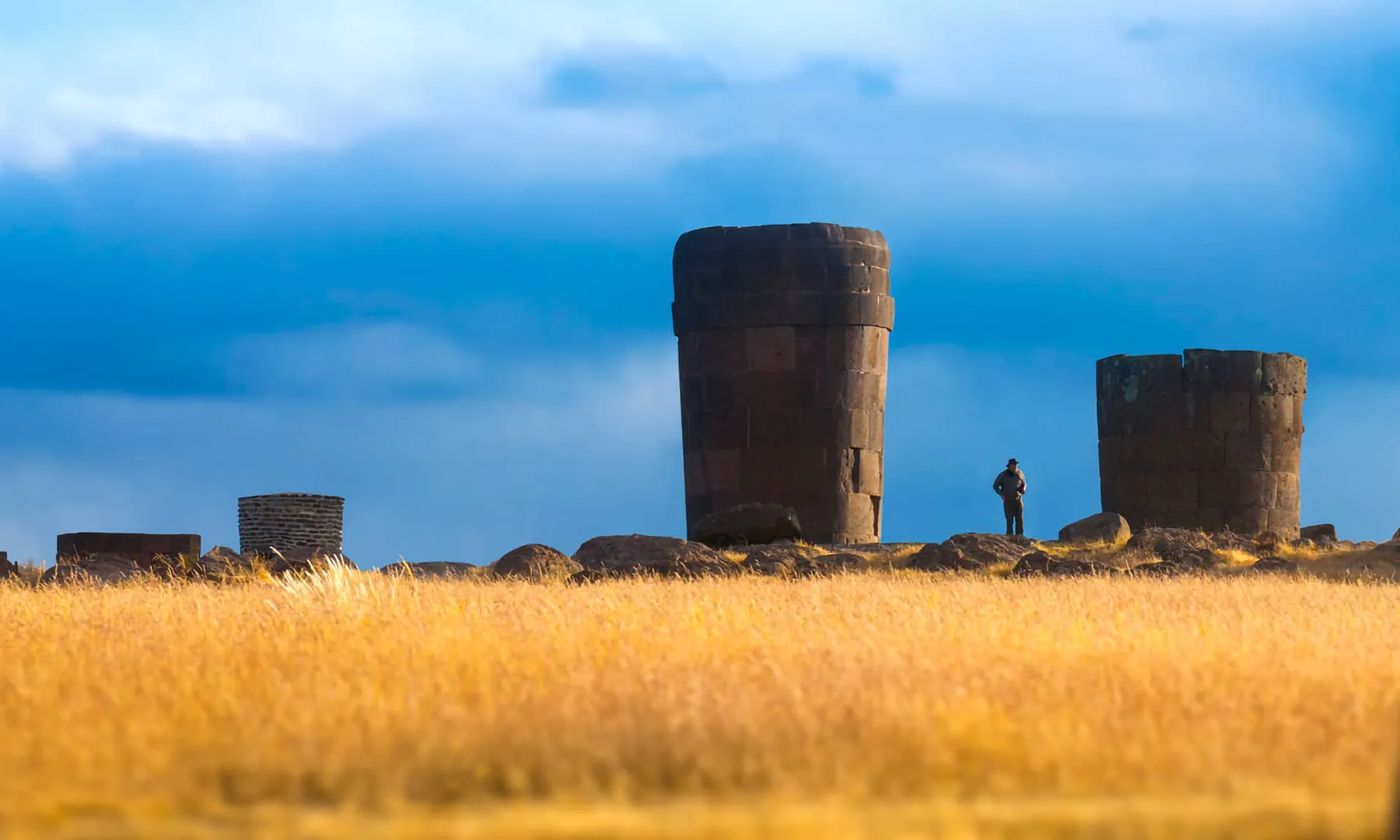 Complejo-Arqueologico-de-Sillustani