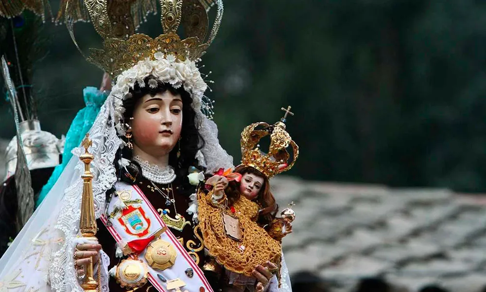Virgen del Carmen en Paucartambo