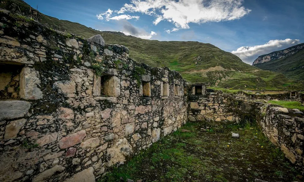 Huarautambo y su legado arquitectónico preincaico