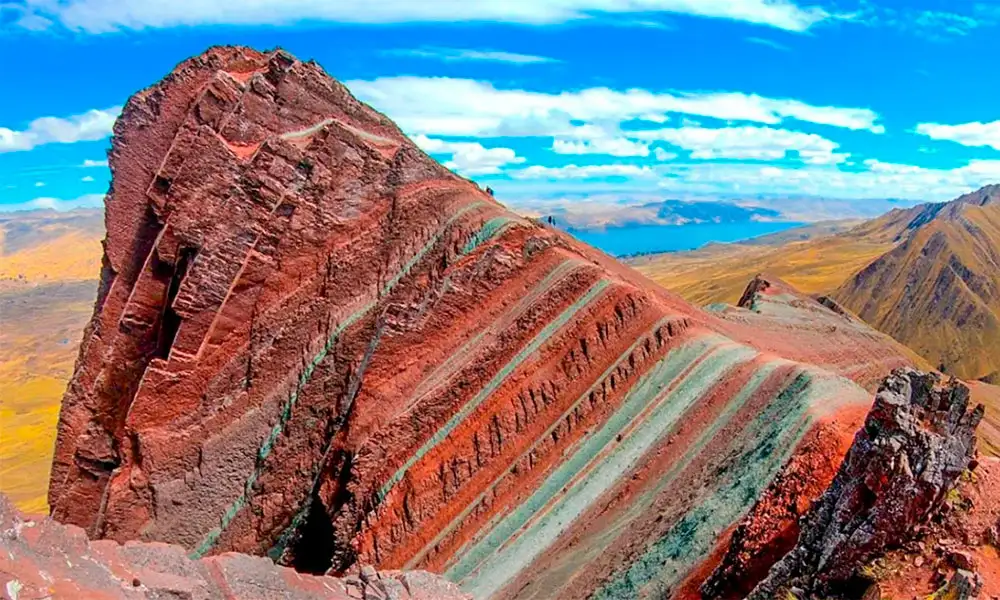 Tour to Pallay Punchu or Apu Tacllo – Mountain of Colors