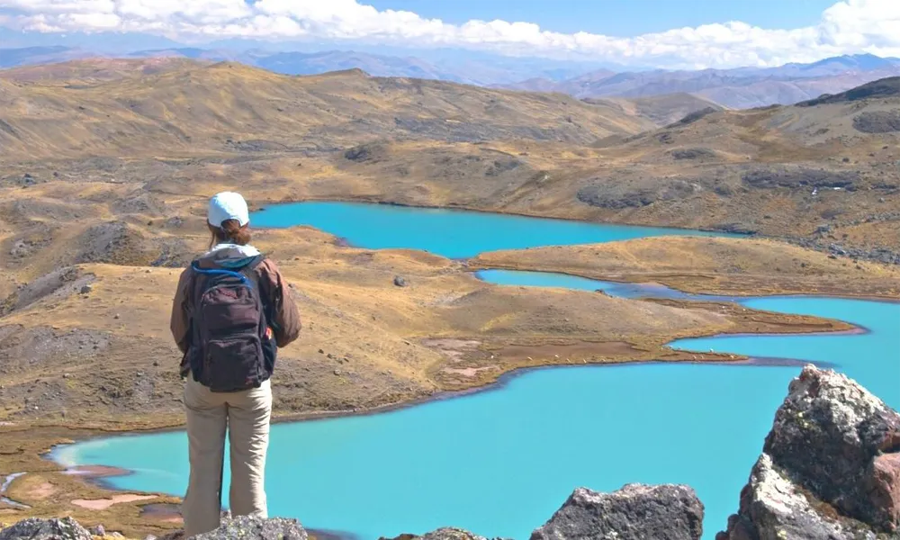 Pueblos con Encanto y Sostenibilidad en el Perú Pueblos con Encanto y Sostenibilidad en el Perú