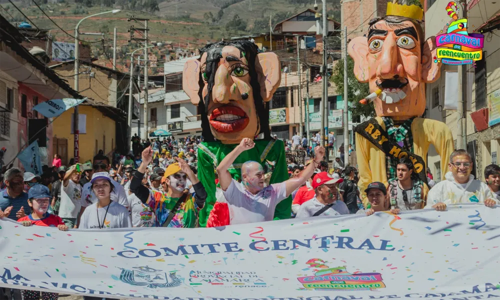 Vivir el Carnaval de Cajamarca con una Familia Local