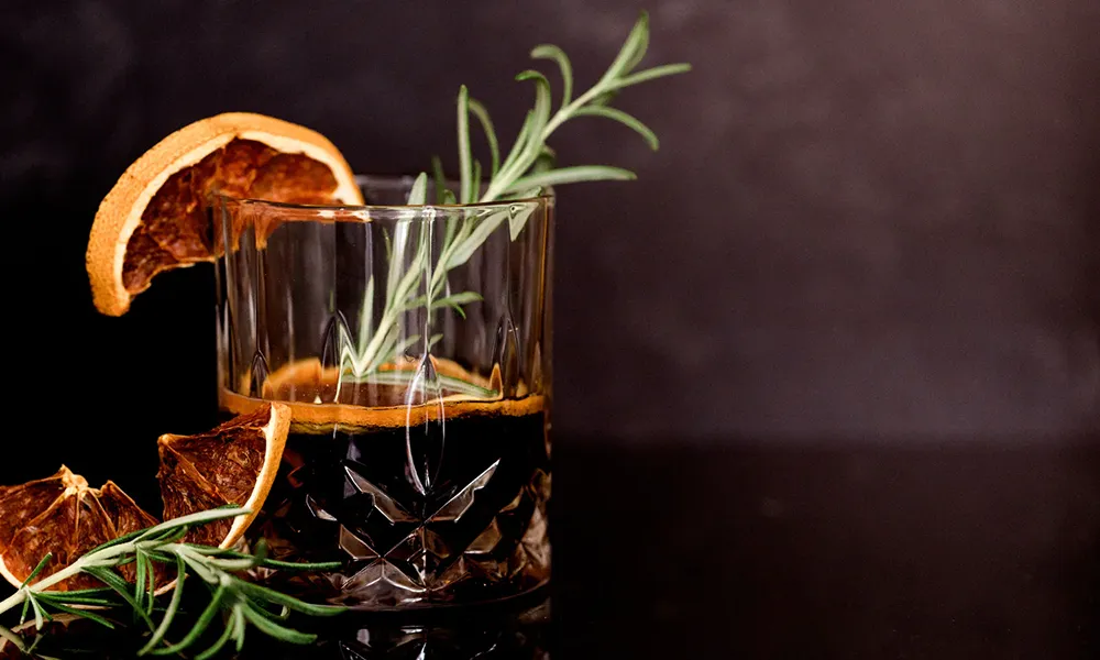 El Arte De Los Garnish Andinos En La Coctelería Con Pisco