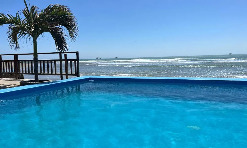 Hospedajes boutique en Lobitos para surfistas