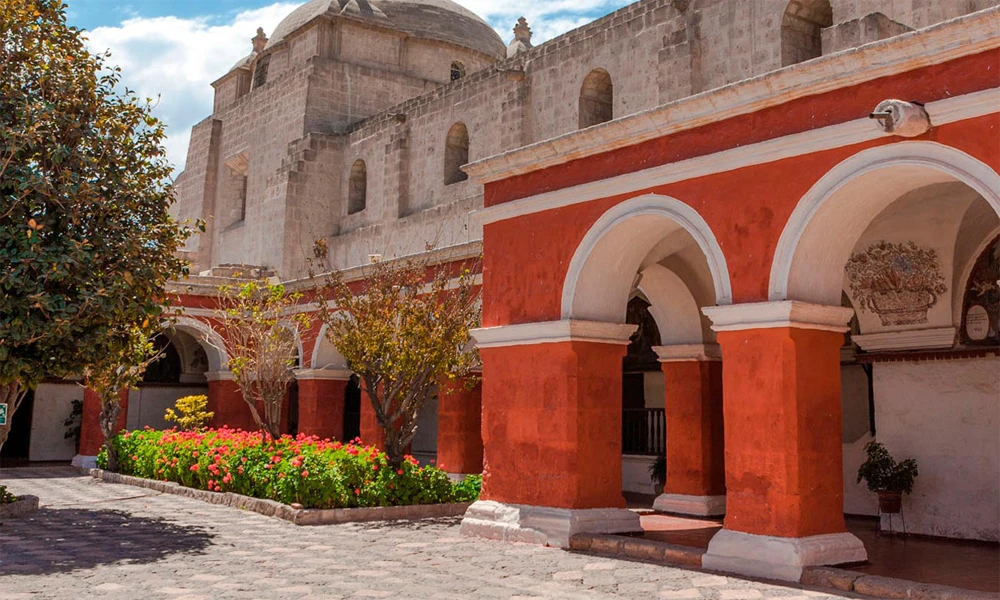 White City Route | City Tour & Santa Catalina
