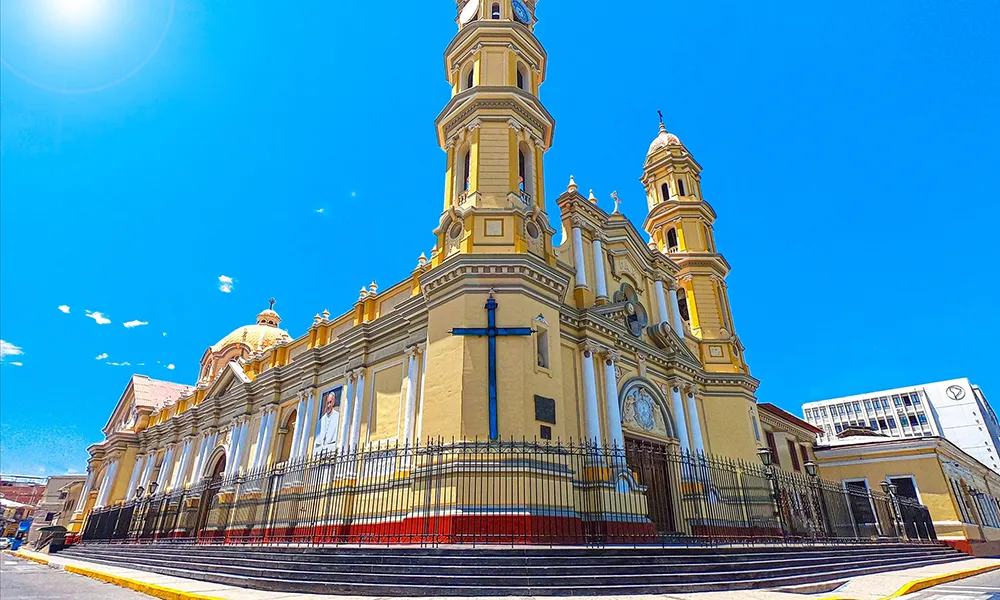 Turismo religioso y espiritual para turistas costarricenses en Perú
