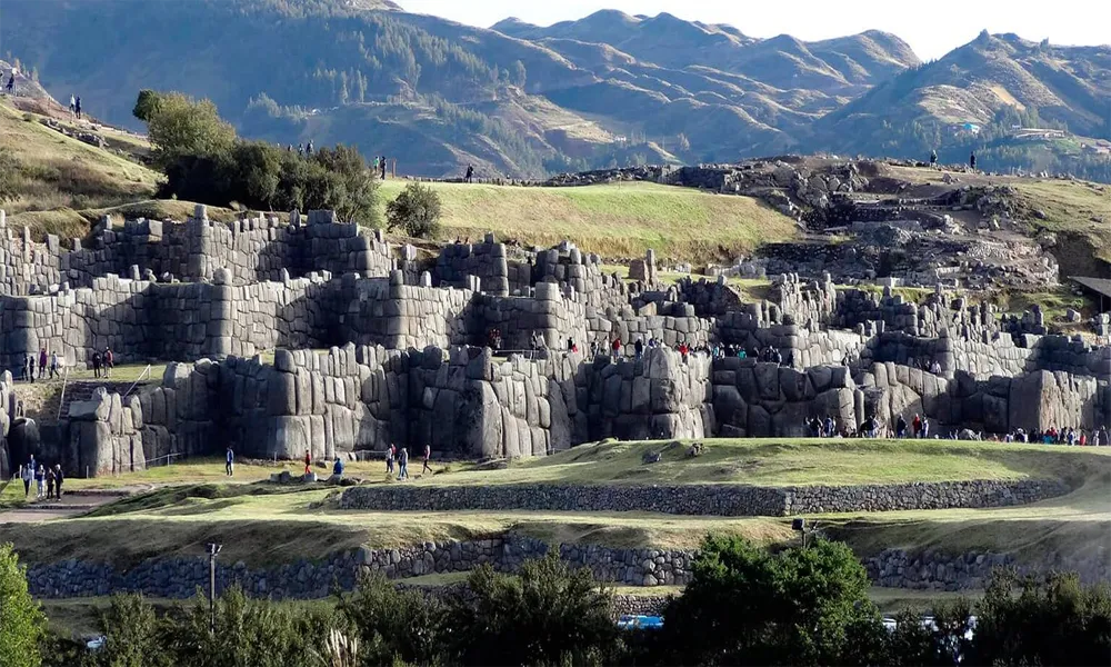 La mejor hora para visitar Sacsayhuamán: luz, fotos, clima y afluencia de gente