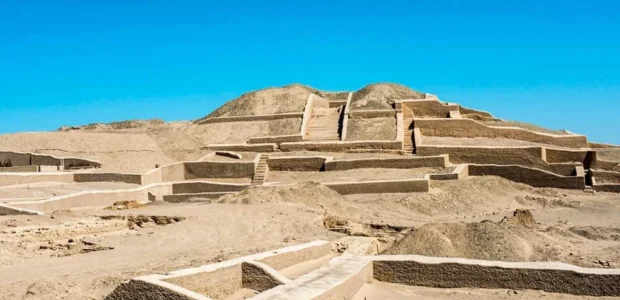 Cahuachi: El Gran Centro Ceremonial de la Cultura Nazca